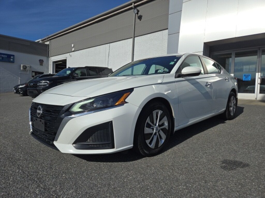 Used 2023 Nissan Altima 2.5 S Sedan