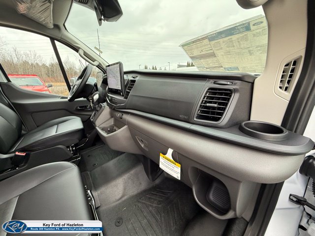 2025 Ford Transit Van Base - Photo 38