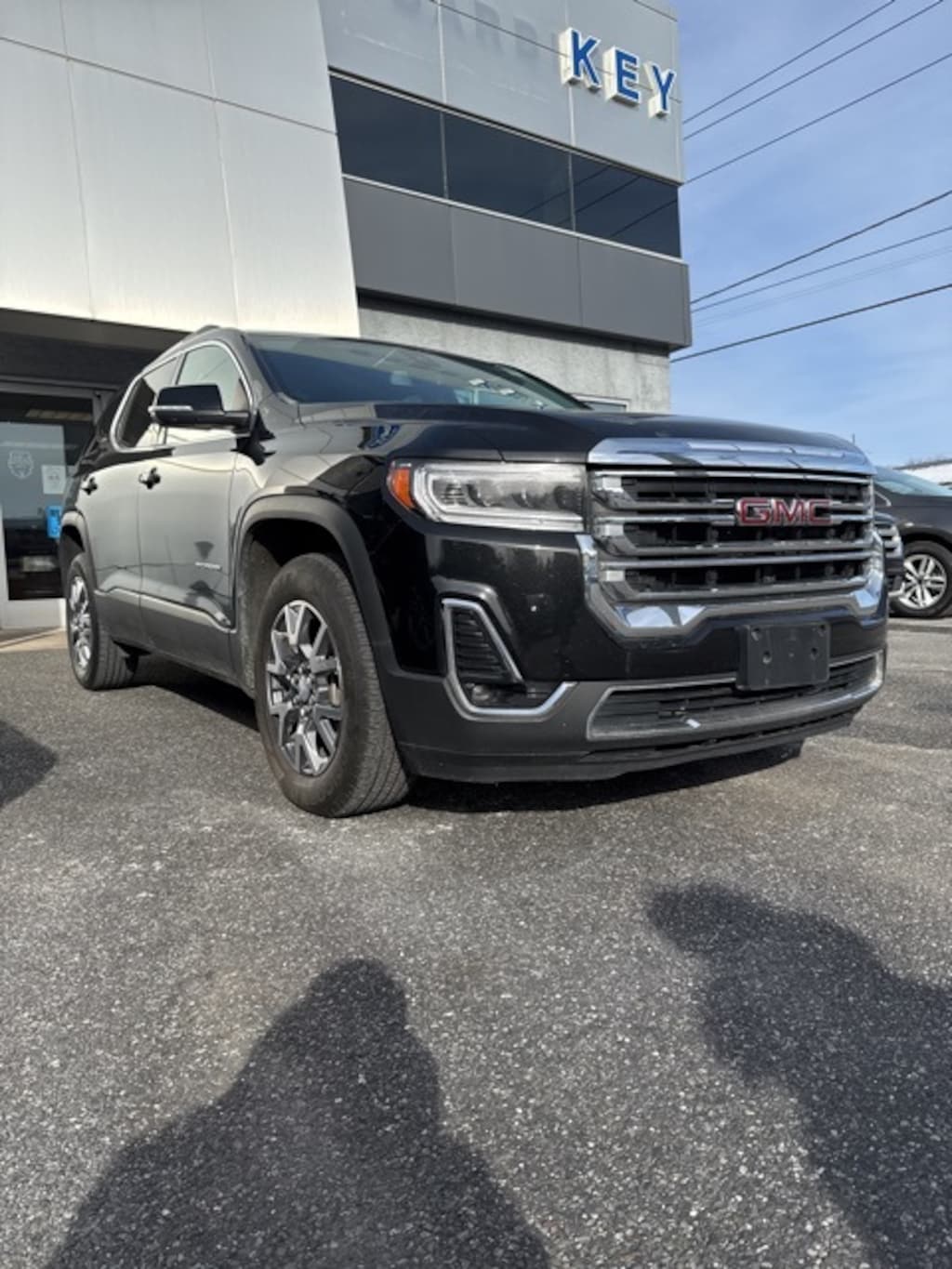 Used 2023 GMC Acadia SLT SUV