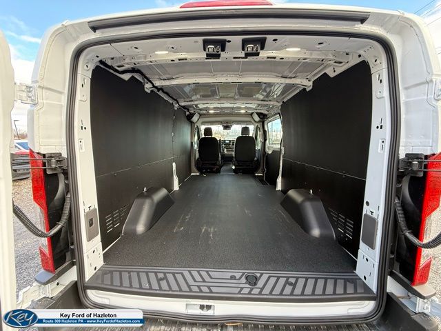 2025 Ford Transit Van Base - Photo 18