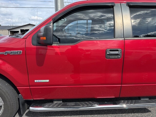 2012 Ford F-150 XLT photo 3