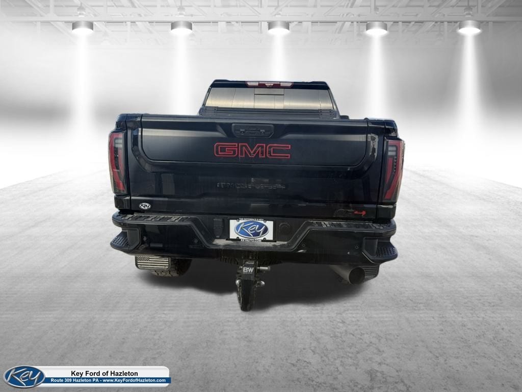 Used 2024 GMC Sierra 2500HD AT4 Truck