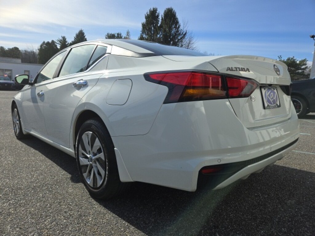 Used 2023 Nissan Altima 2.5 S Sedan