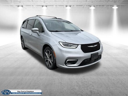 2022 Chrysler Pacifica Pinnacle Minivan/Van