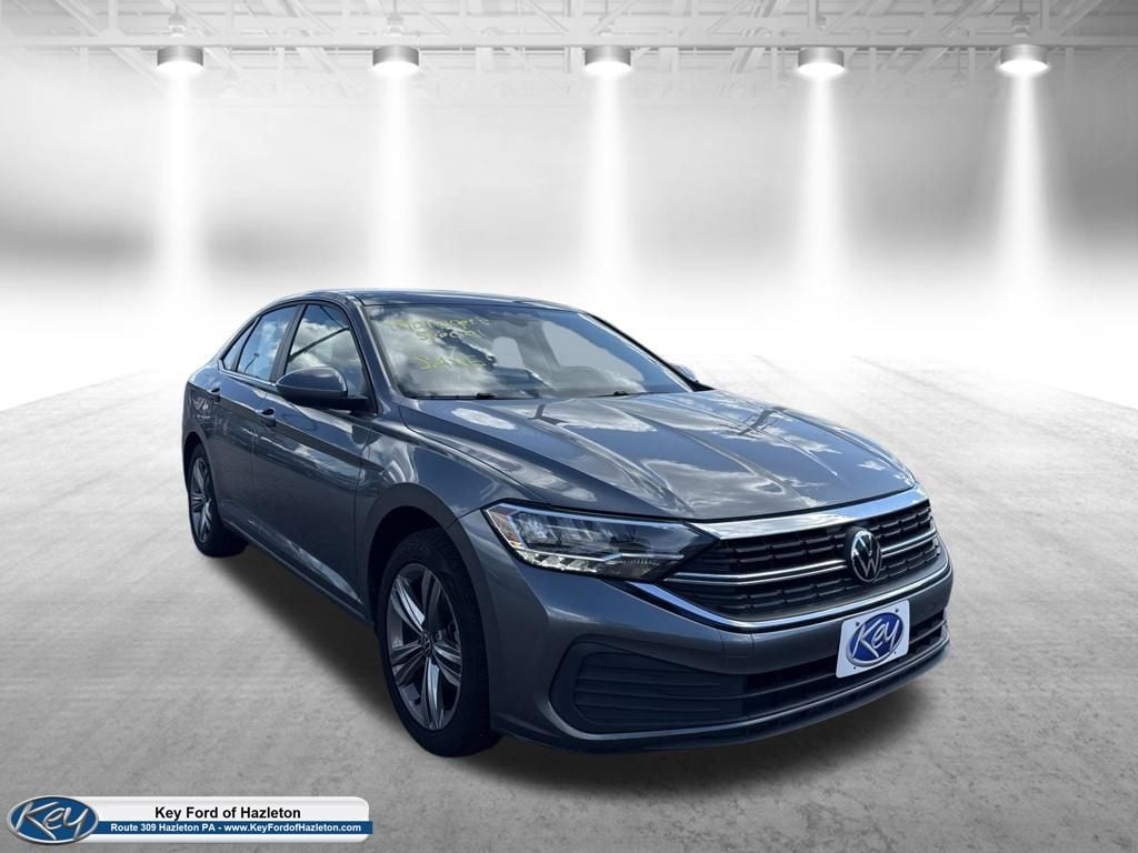 Used 2024 Volkswagen Jetta 1.5T SE Sedan