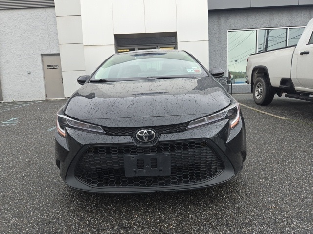 Used 2021 Toyota Corolla LE with VIN 5YFEPMAE8MP164627 for sale in Hazleton, PA