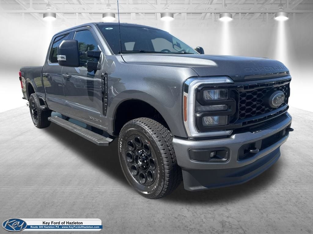 2026 Ford F-250 XLT 4x4 Crew Cab 6-3/4' Box's photo