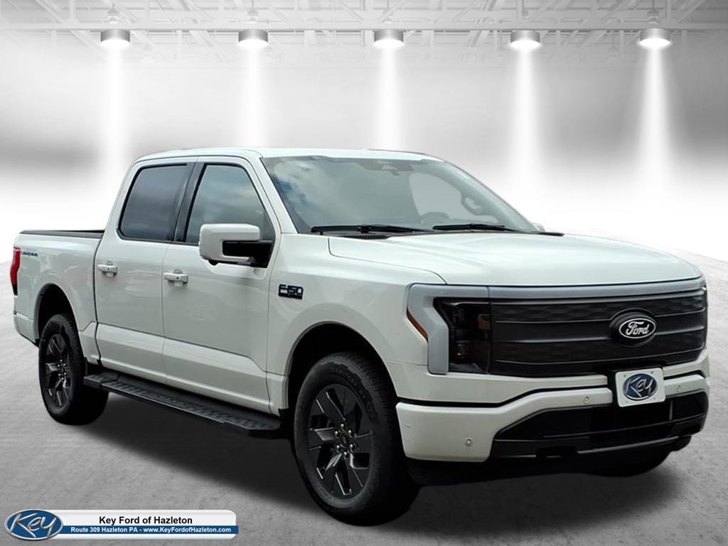 2025 Ford F-150 Lightning Truck 