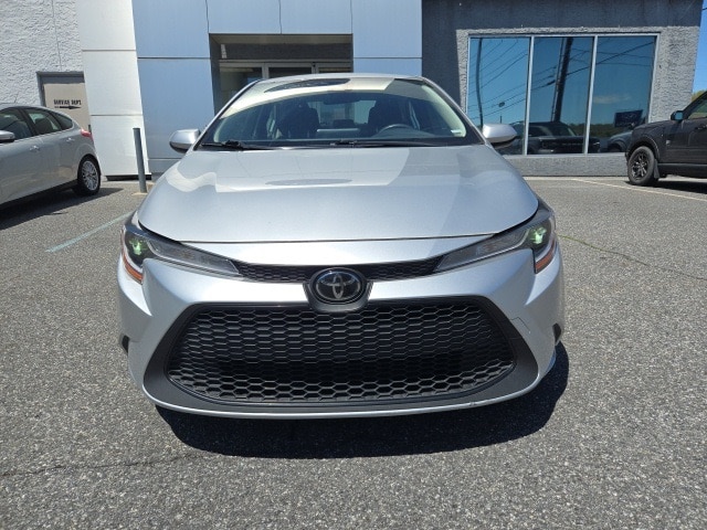 Used 2022 Toyota Corolla LE with VIN JTDEPMAEXNJ212599 for sale in Hazleton, PA