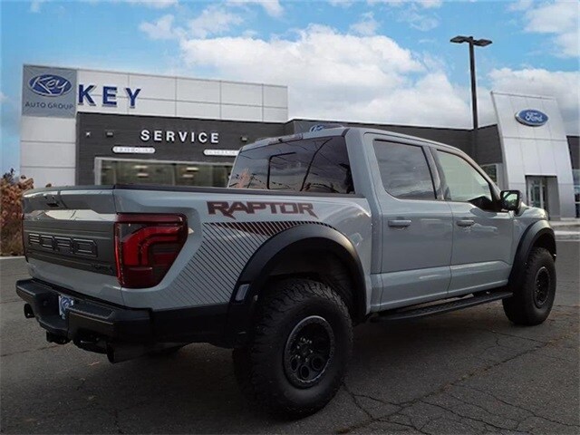 2024 Ford F-150 Raptor photo 3