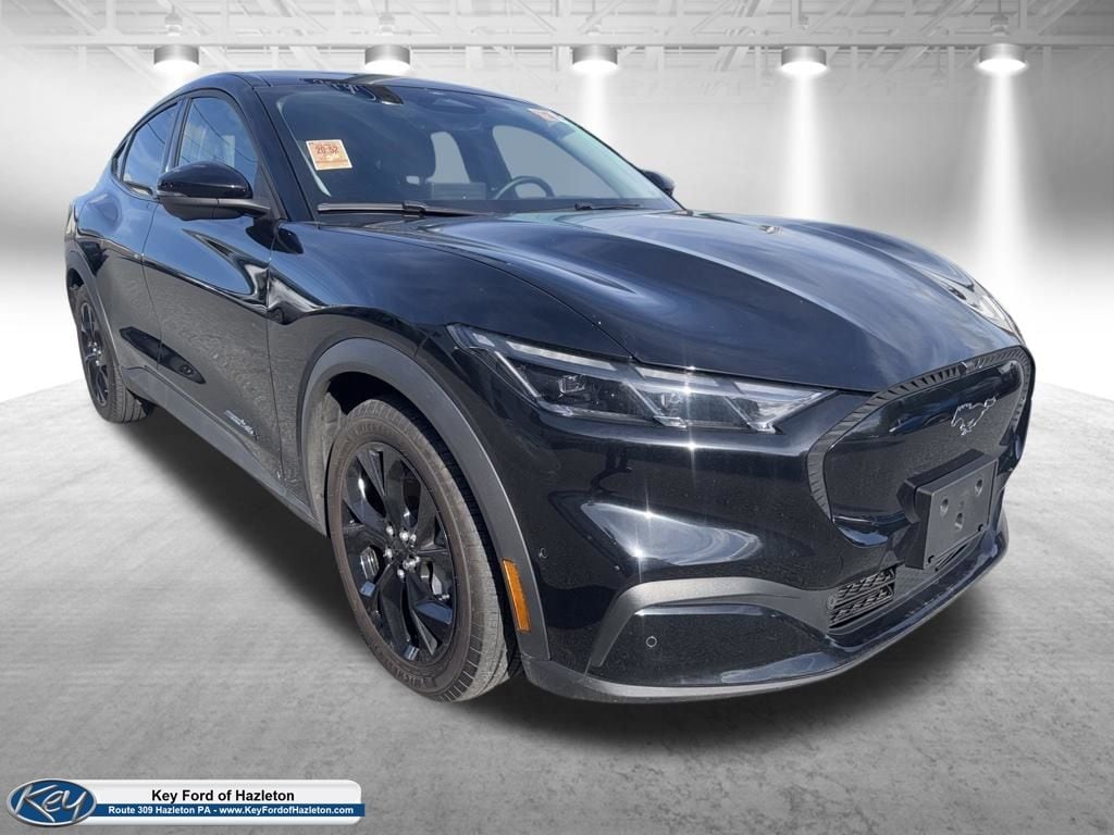 2024 Ford Mustang-Mach-e Select's photo