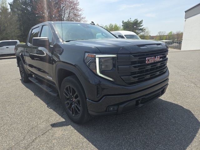 Used 2022 GMC Sierra 1500 Elevation with VIN 3GTPUCEK1NG602746 for sale in Hazleton, PA