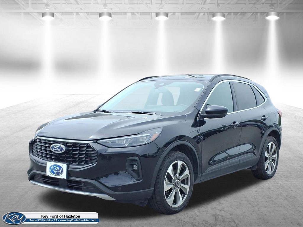 Used 2024 Ford Escape Platinum SUV