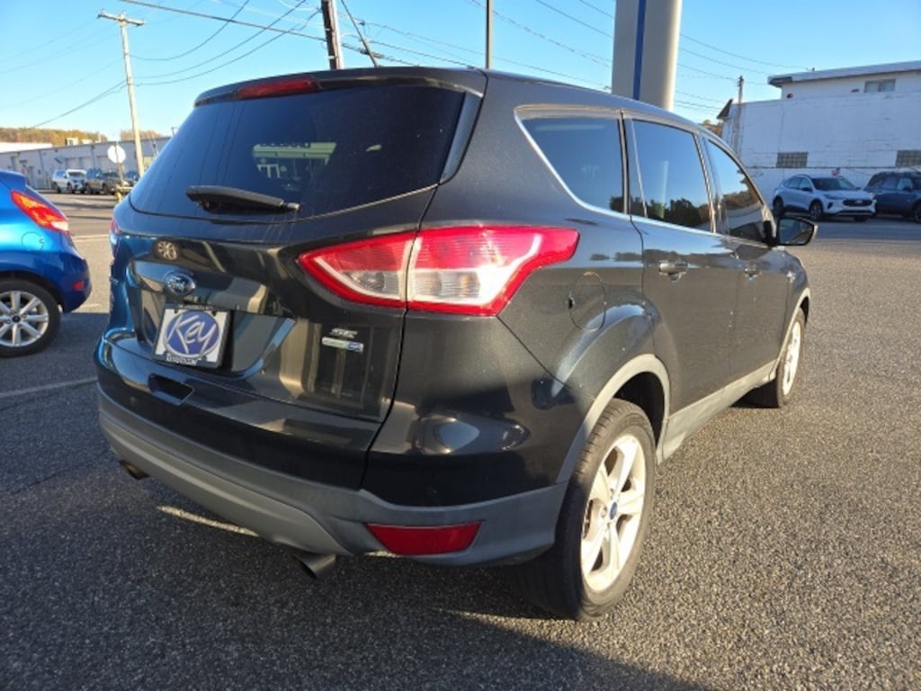 Used 2015 Ford Escape SE SUV