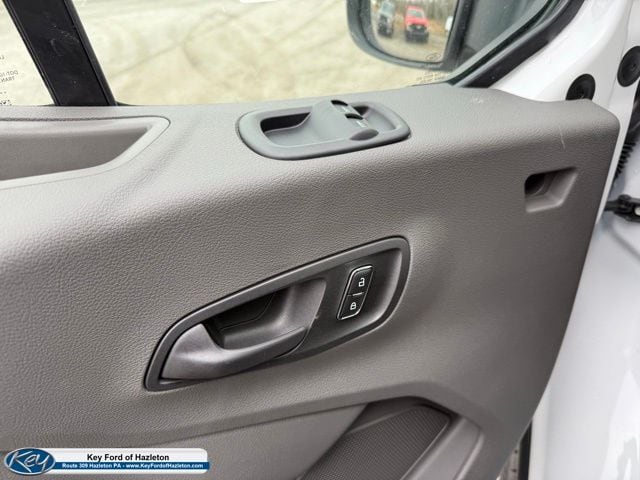 2025 Ford Transit Van Base - Photo 23