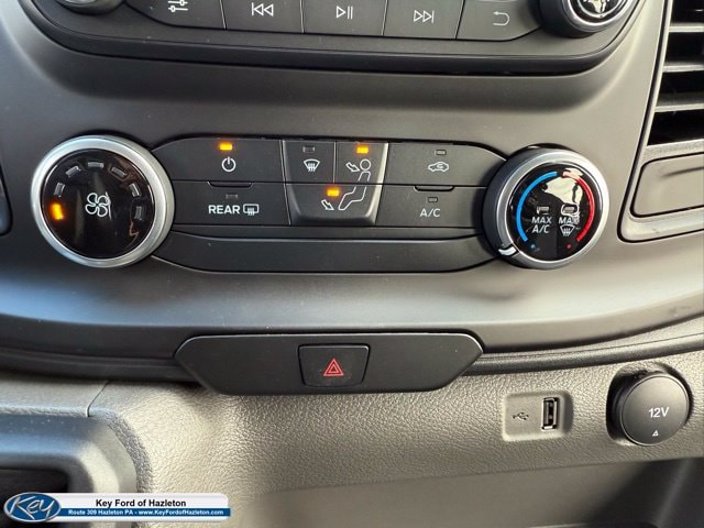 2025 Ford Transit Van Base - Photo 28