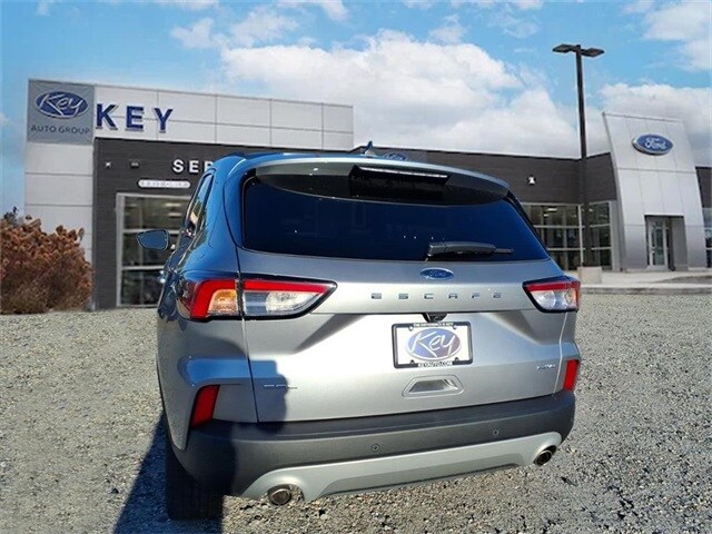 2021 Ford Escape SEL photo 4