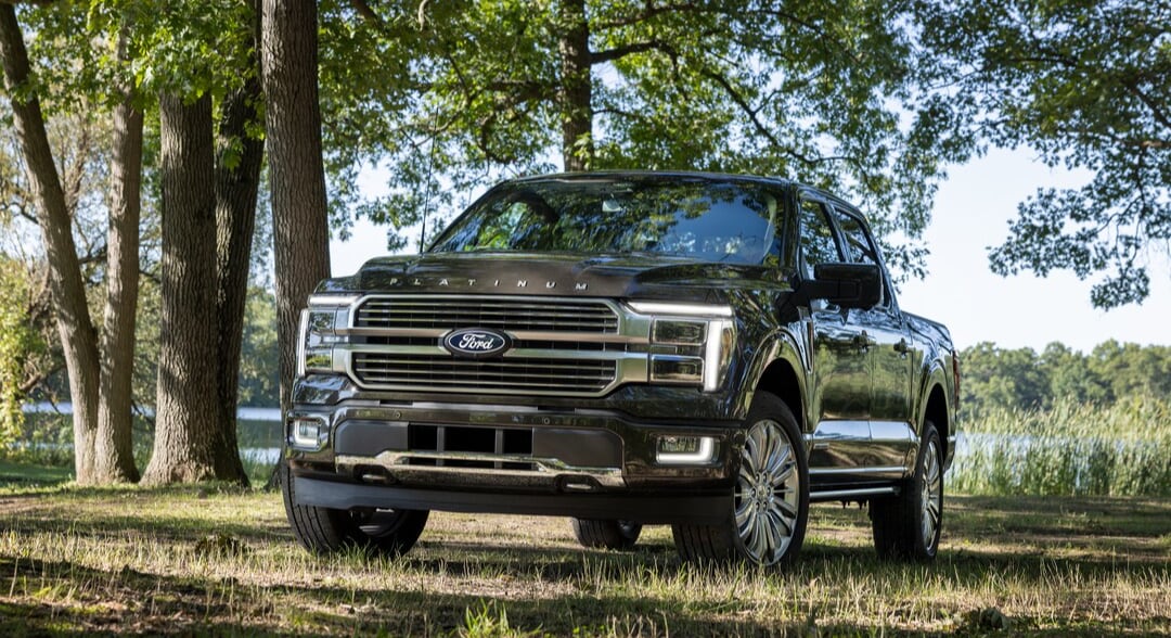 2025-Ford-F150-Platinum-CrewCab-Truck-L02-1080x589.jpg