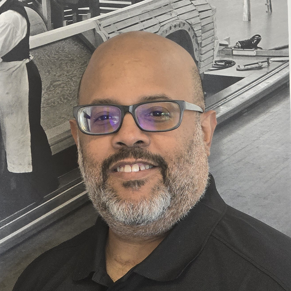 Staff member Jorge Colon from ID_caaae1