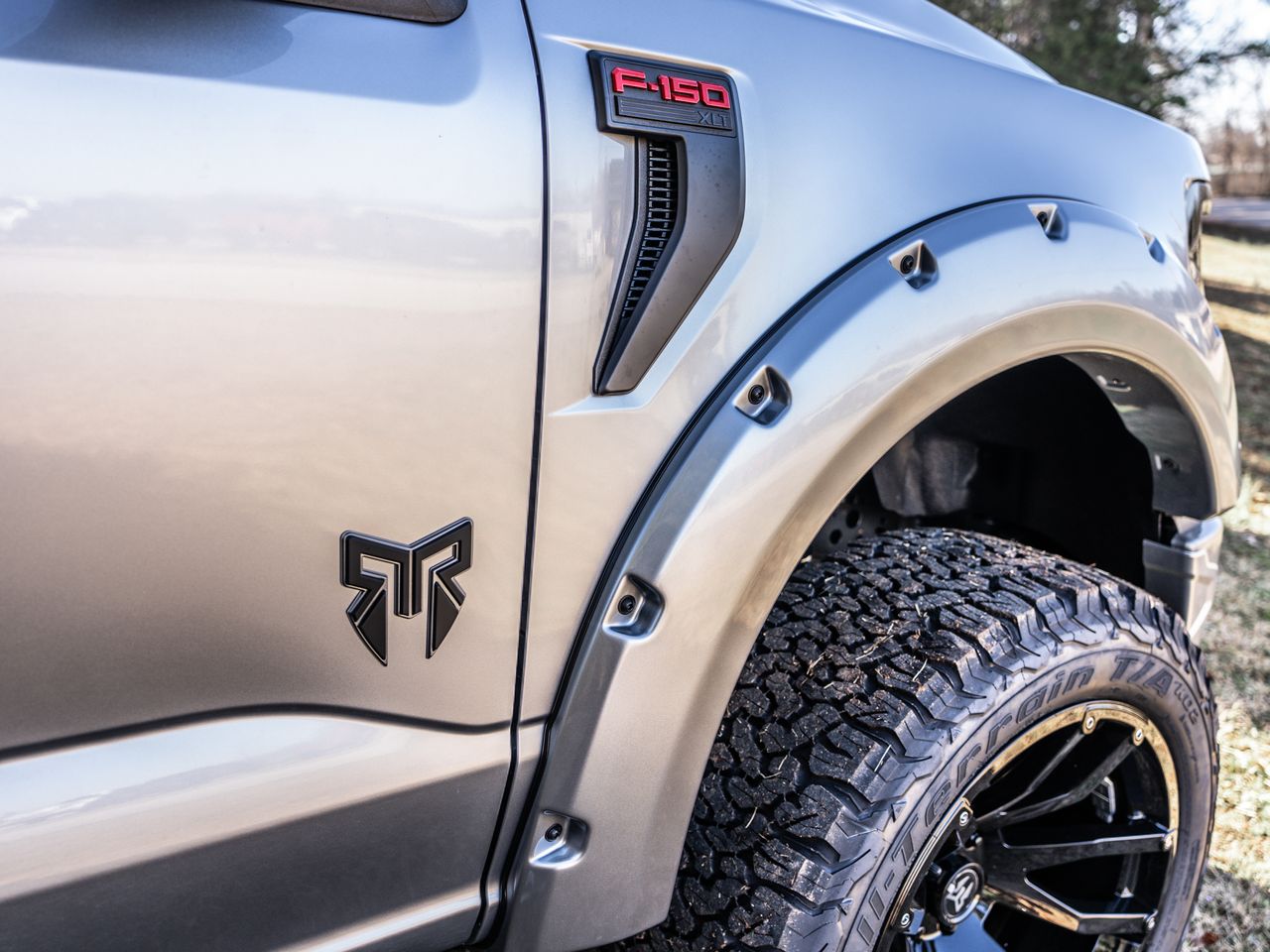 2025 Ford F-150 STX photo 2