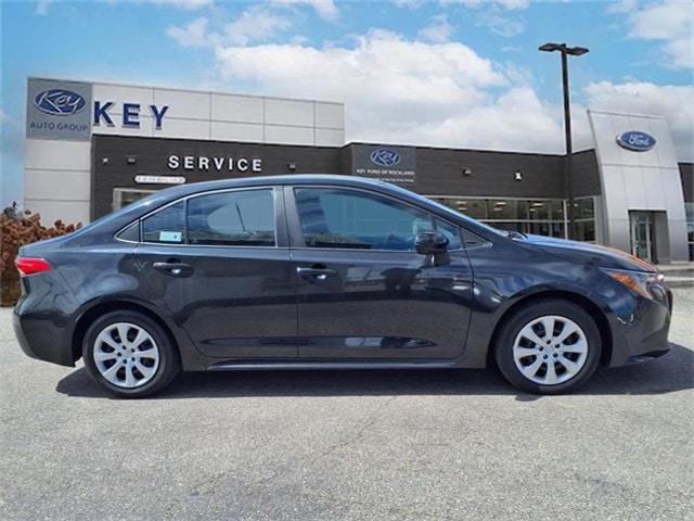 Used 2021 Toyota Corolla LE with VIN 5YFEPMAE8MP164627 for sale in Hazleton, PA