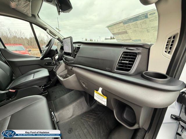 2025 Ford Transit Van Base - Photo 38