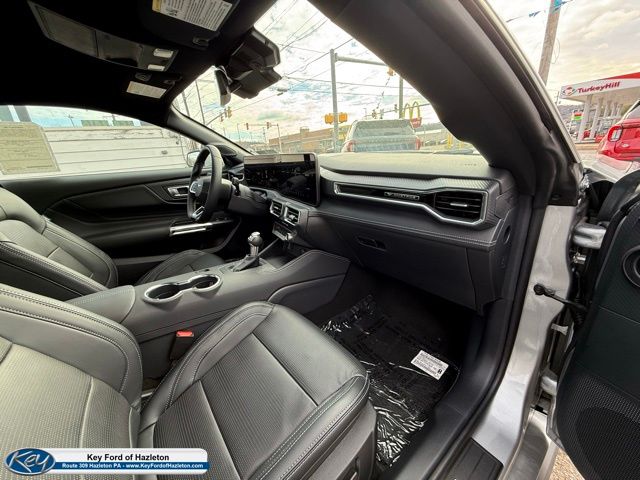 2025 Ford Mustang EcoBoost Premium Fastback - Photo 39