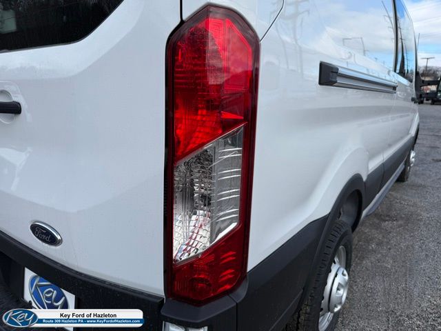 2025 Ford Transit Van Base - Photo 40