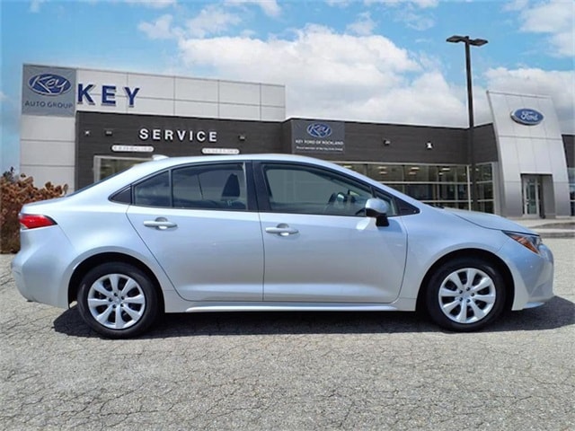 Used 2022 Toyota Corolla LE with VIN JTDEPMAEXNJ212599 for sale in Hazleton, PA