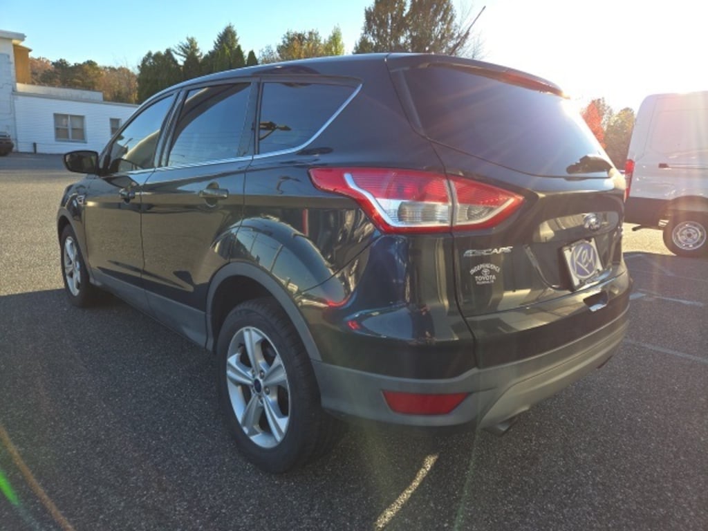 Used 2015 Ford Escape SE SUV