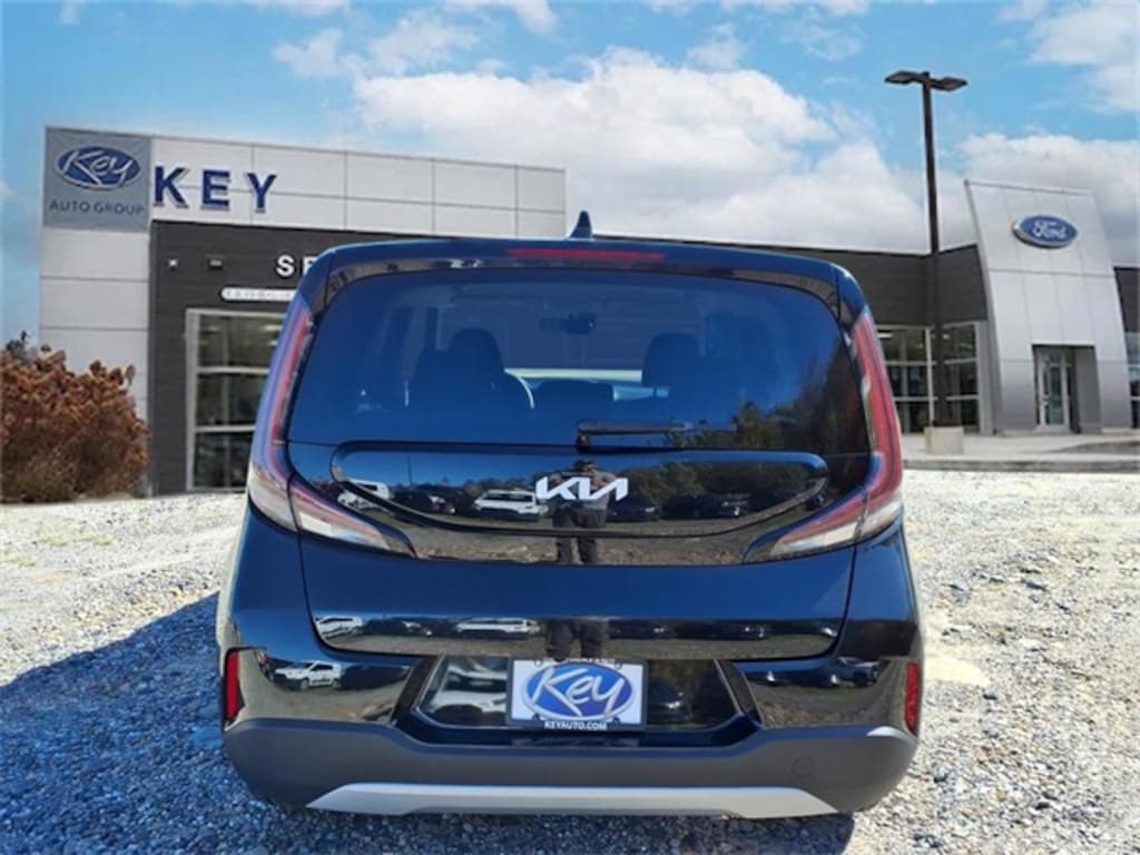 Used 2023 Kia Soul LX Hatchback