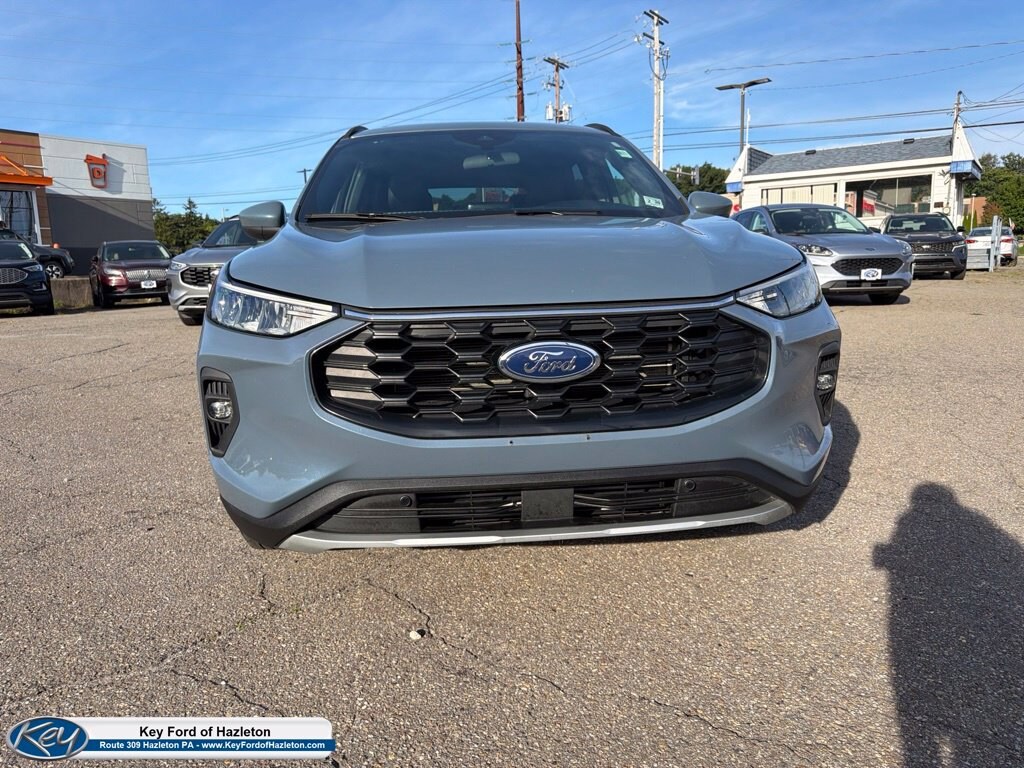 Used 2025 Ford Escape ST-Line Select SUV
