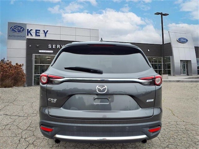 2017 Mazda CX-9 Signature photo 4