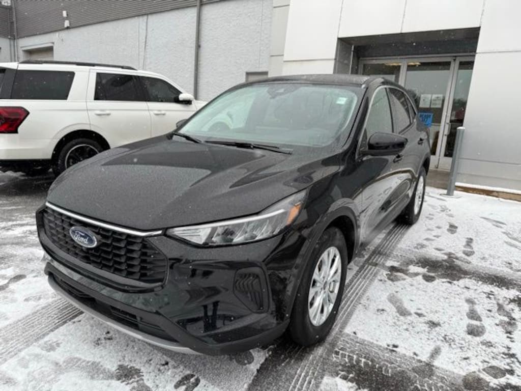 Used 2023 Ford Escape Active SUV