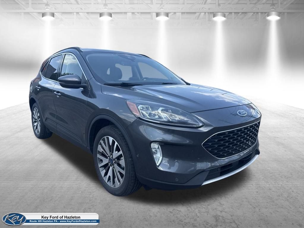 2020 Ford Escape Titanium AWD's photo