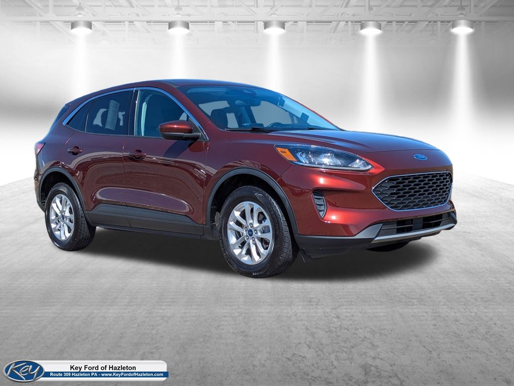 Used 2021 Ford Escape SE with VIN 1FMCU9G66MUA23552 for sale in Hazleton, PA