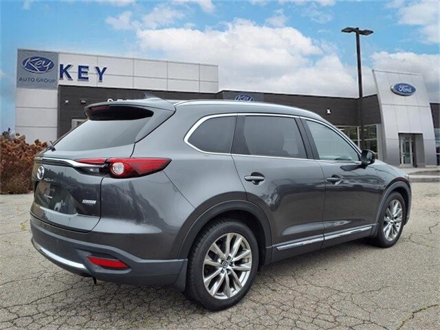 2017 Mazda CX-9 Signature photo 3