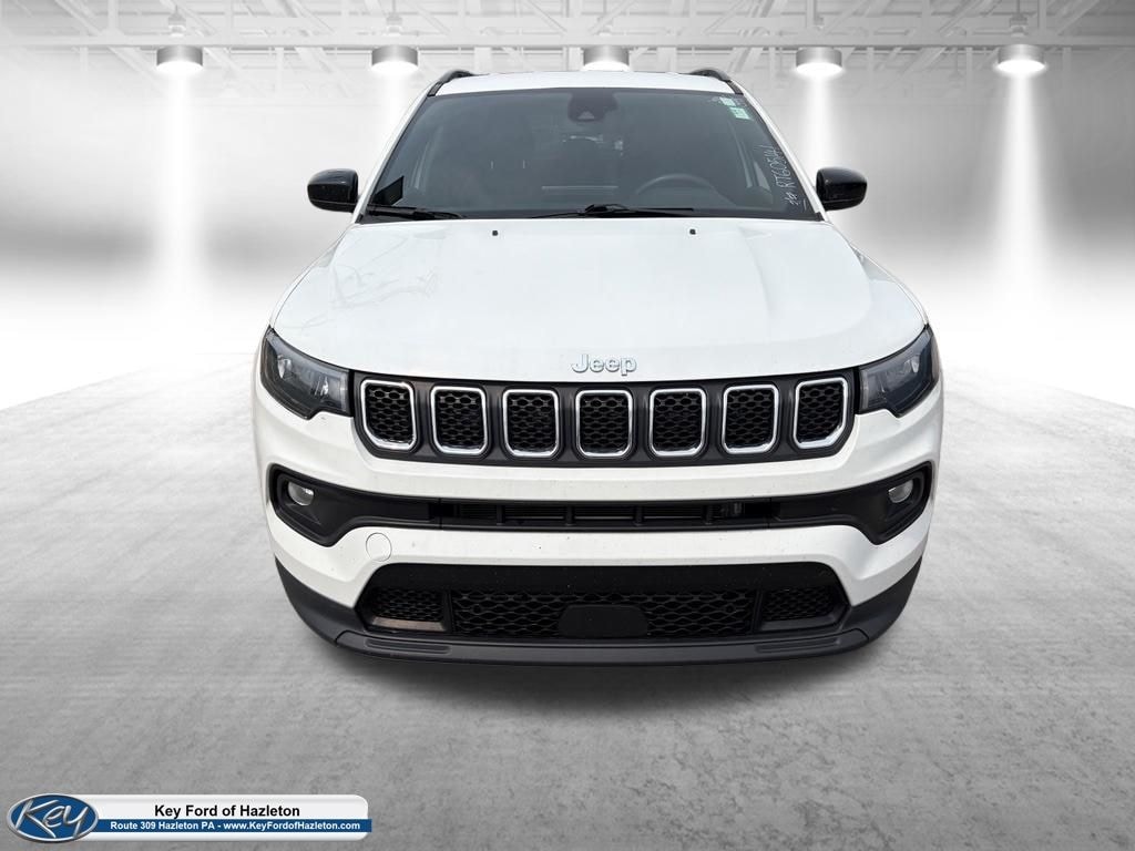 Used 2024 Jeep Compass Latitude SUV