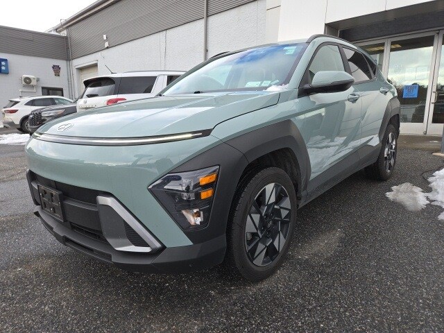 2024 Hyundai Kona SEL photo 2