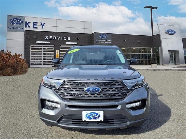 2022 Ford Explorer XLT photo 2