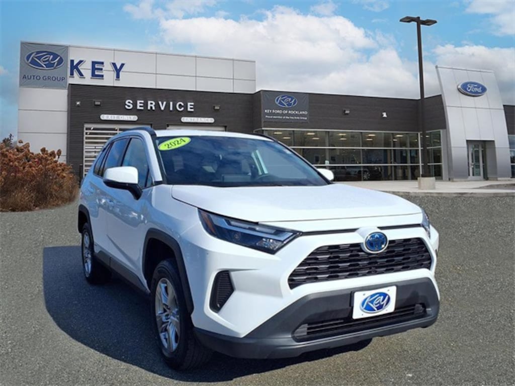 Used 2024 Toyota RAV4 Hybrid XLE SUV