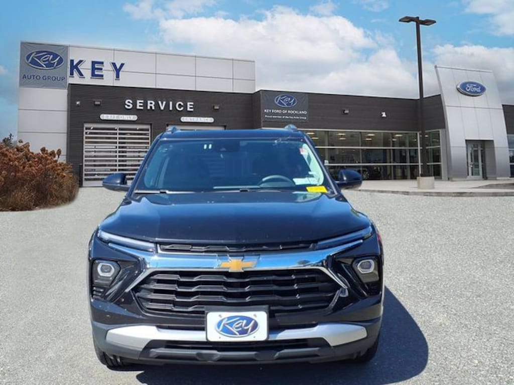 Used 2025 Chevrolet Trailblazer LT SUV