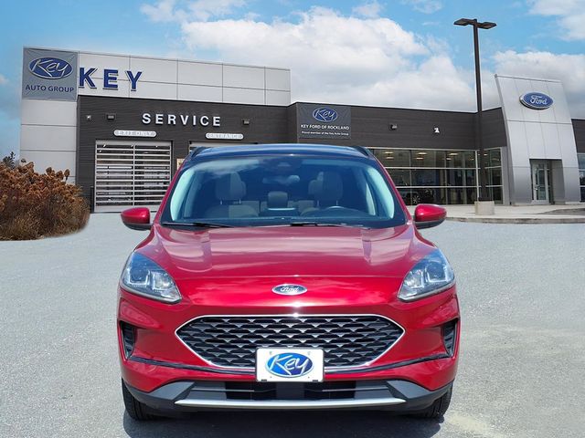Used 2021 Ford Escape SE with VIN 1FMCU9G65MUA18889 for sale in Thomaston, ME
