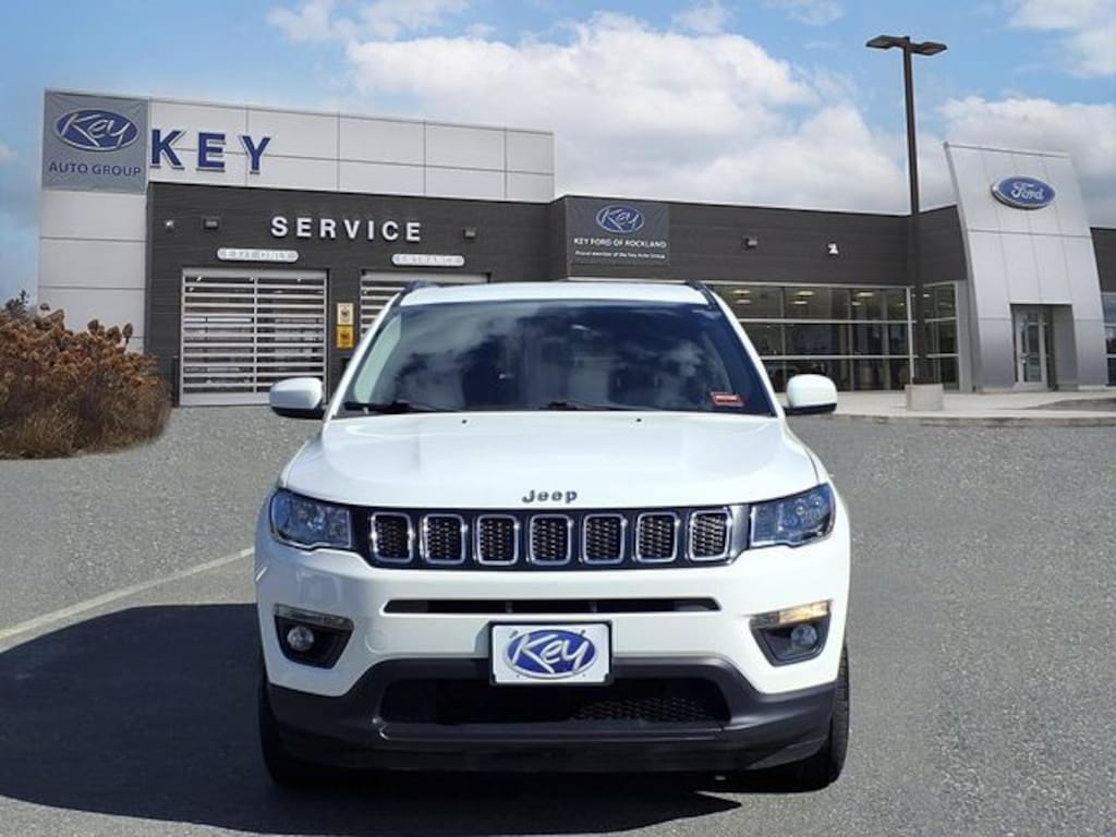 Used 2018 Jeep Compass Latitude SUV