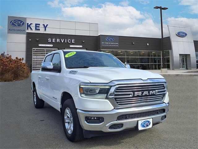 2023 Ram 1500 Laramie photo 3