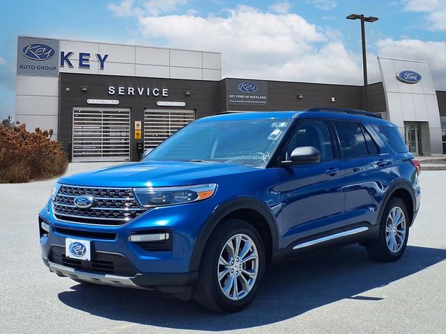 2023 Ford Explorer XLT 4WD's photo
