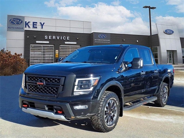 2021 Nissan Titan PRO-4X's photo