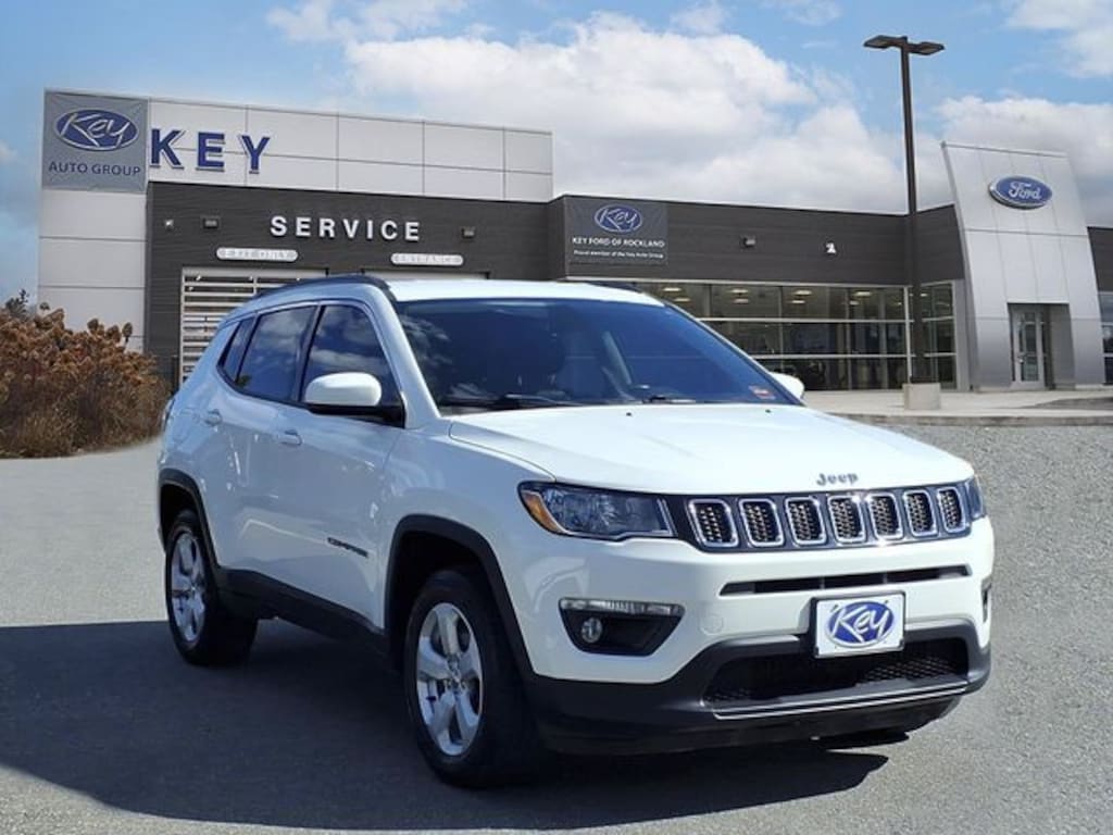Used 2018 Jeep Compass Latitude SUV