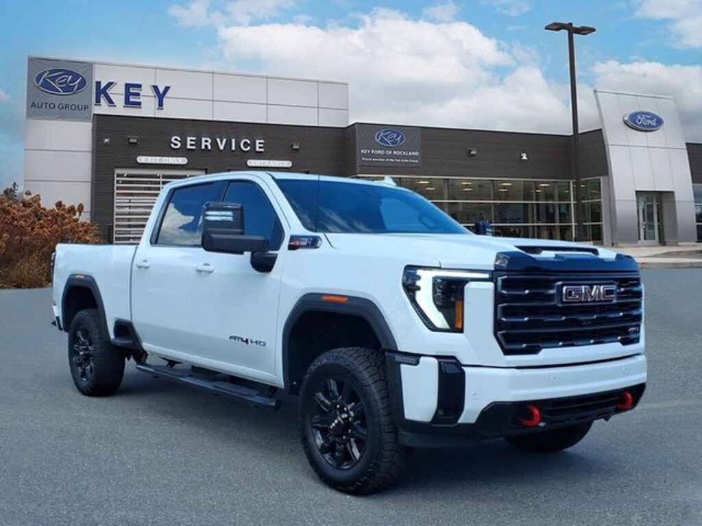 Used 2025 GMC Sierra 2500HD AT4 Truck