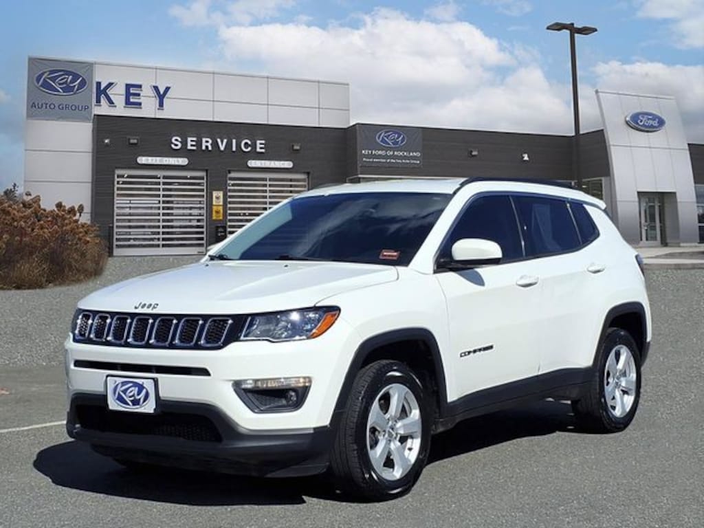 Used 2018 Jeep Compass Latitude SUV